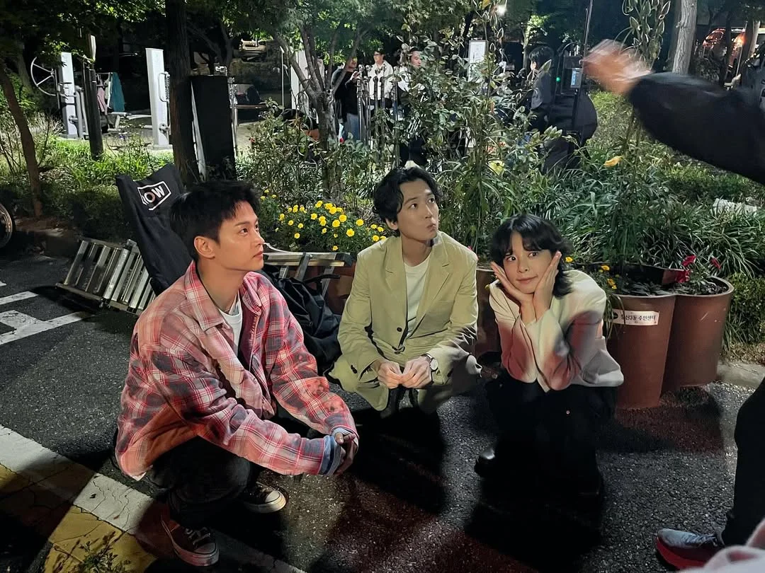 끝까지 시청해주셔서 너무너무 감사드리고,
다들 그 무엇보다 행복과 건강을 뒷전으로 두지 마시고!
즐거운 일들로 가득 하셨으면 합니다!🙏🏻♥️
무진스 안녕👋🏼