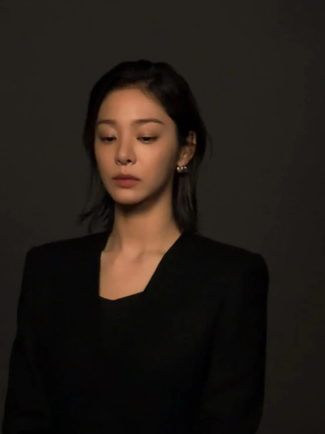 한 번의 선택이 아닌, 이어지는 선택.
함께 성장해온 시간에 감사하며
알마코리아와 또 한 번의 여정을 시작합니다🖤

시작하세요, Alma @alma__korea