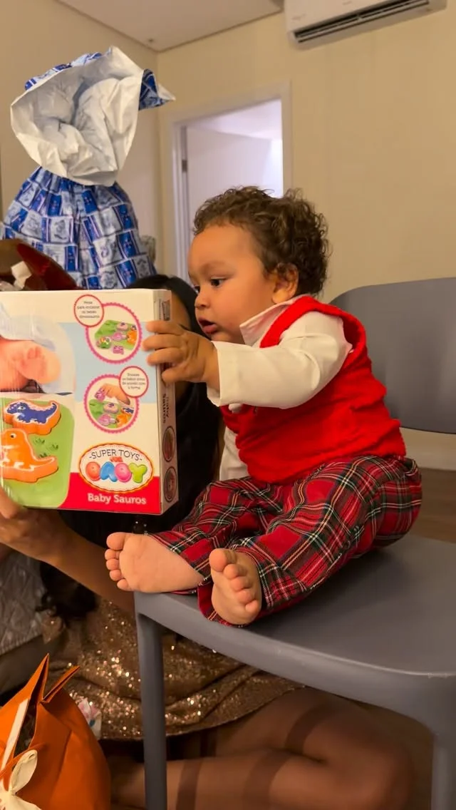 Abrindo presentes parte 1