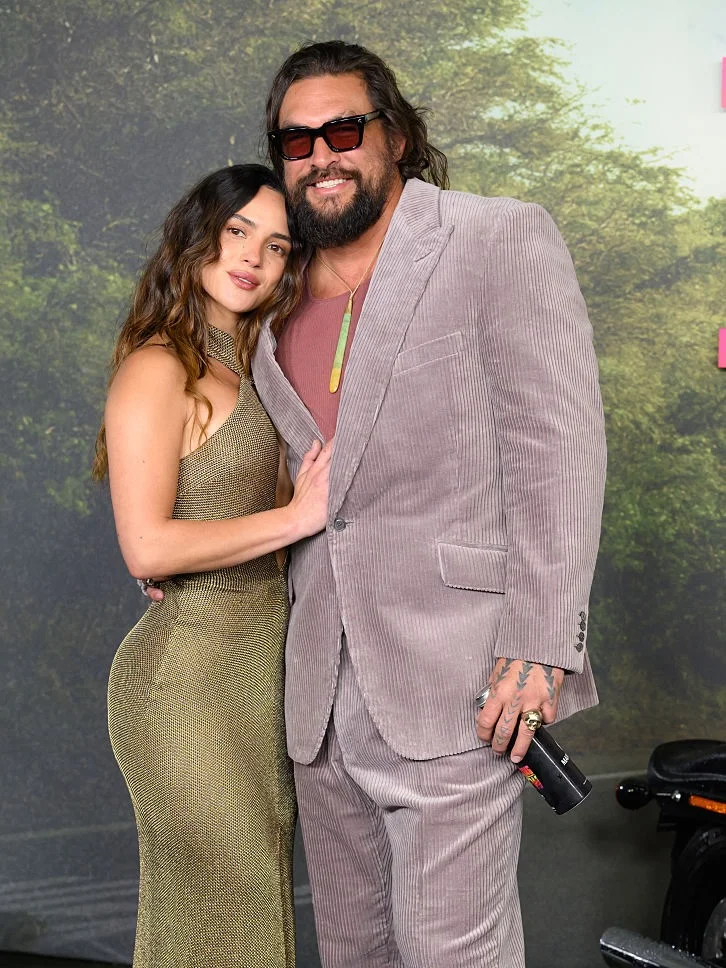 What a night in London.
Celebrating The Wrecking Crew with mi amor @adriaarjona , our ohana and the crew that makes it all happen. Aloha j 
.
Streaming January 28. 
@amazonmgmstudios @primevideo @harleydavidson