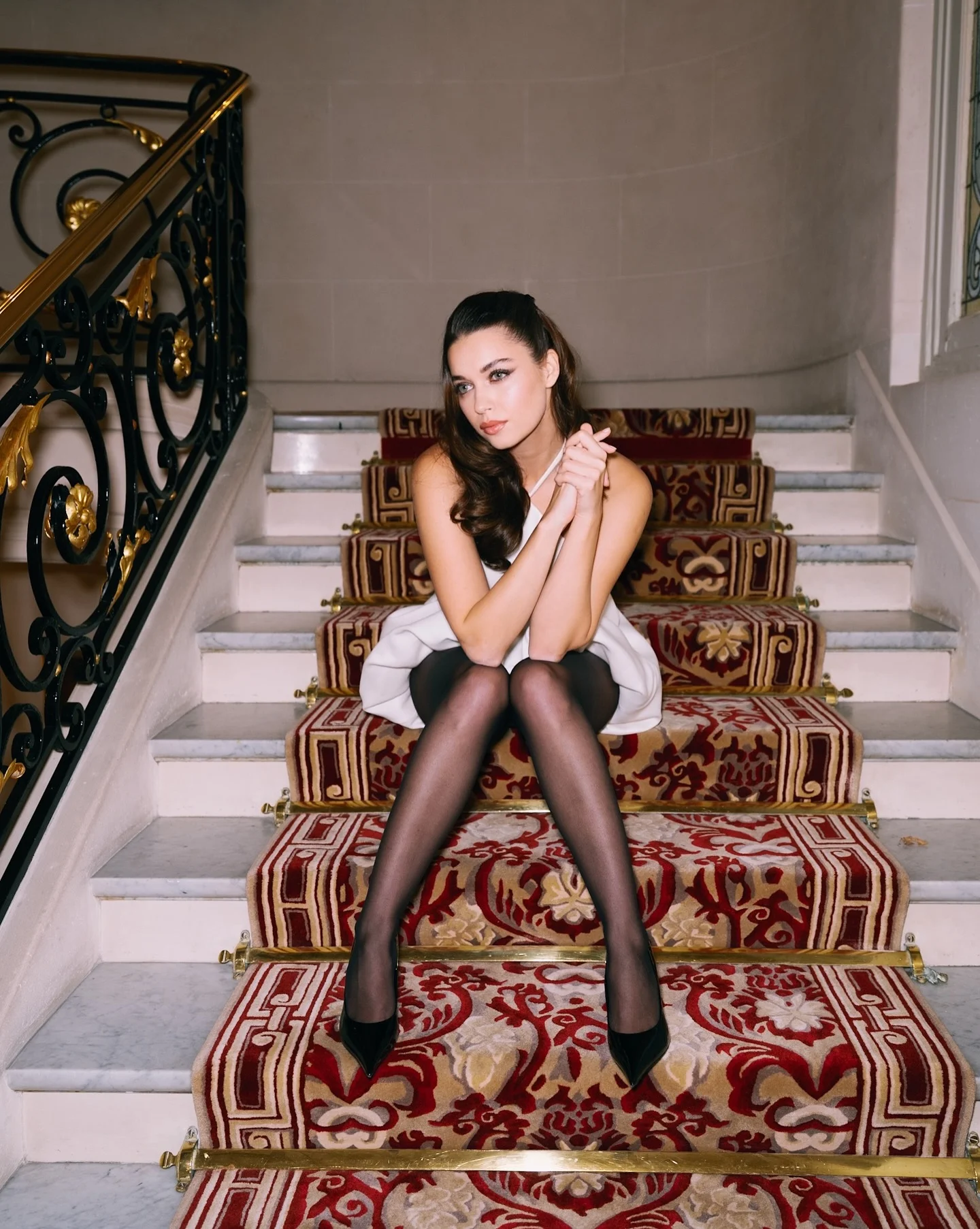 All eyes on Balenciaga tonight! Turkish actress @afrasaracoglu is en route to the show happening now in Paris, wearing a look by the new creative director, #PierpaoloPiccioli, who will unveil his first collection for the house. 
Photo: @guelsphotos
#VogueArabia #afrasaracoglu