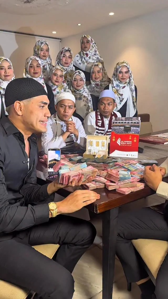 Bismillah komen " Ameen " moga termakbul ke tanah suci 

30 orang ke Umroh pada 1 Ramadhan 2026 🕋🤲🏻

#umrah #ramadhan