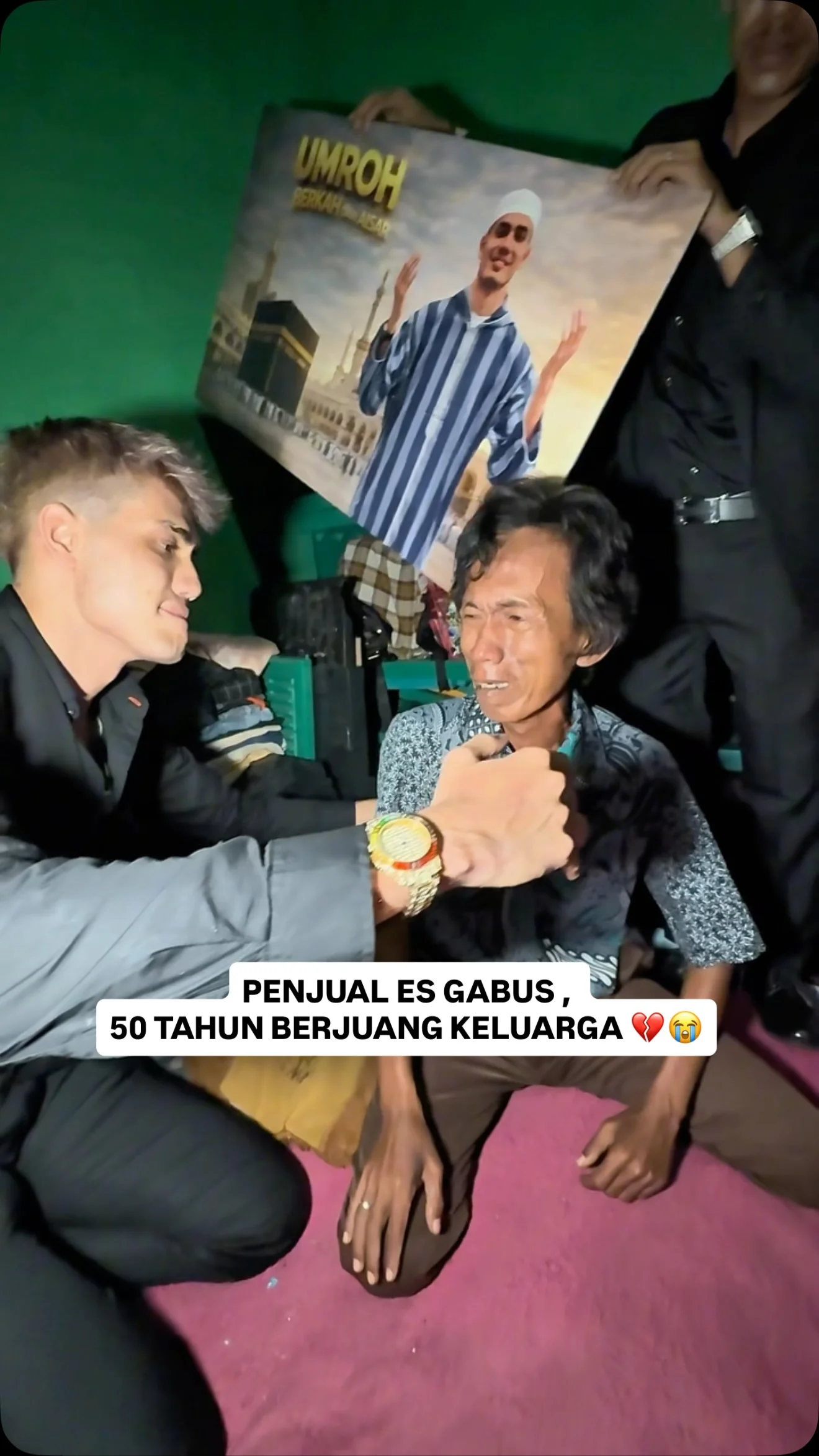 silaturahmi bapak penjual es gabus , 50 tahun bertahan demi keluarga 😭
