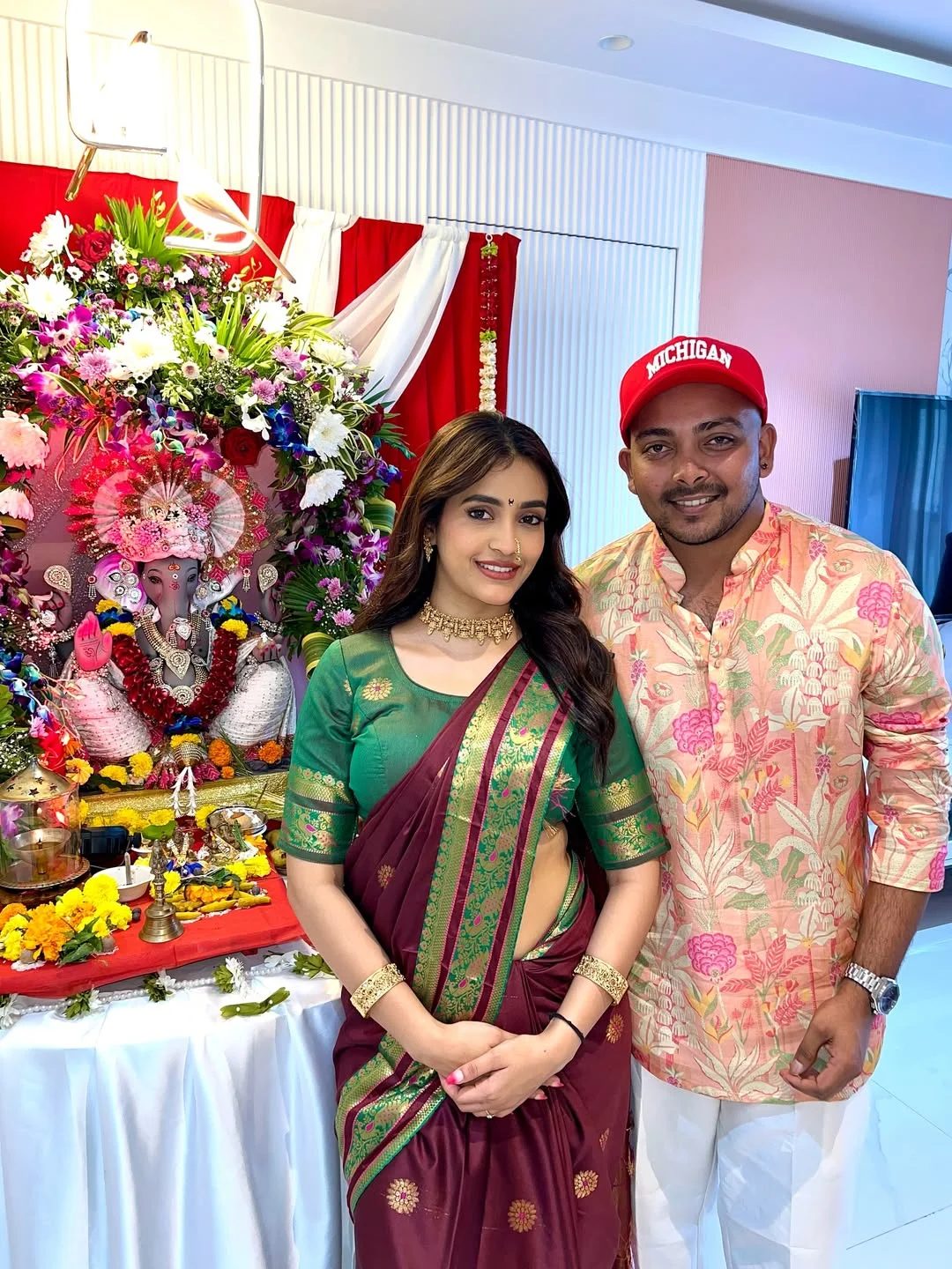 तुम्हाला आणि तुमच्या कुटुंबाला गणेश चतुर्थीच्या खूप खूप शुभेच्छा.
गणपती बाप्पा मोरया 🙏✨
#happyganeshchaturthi