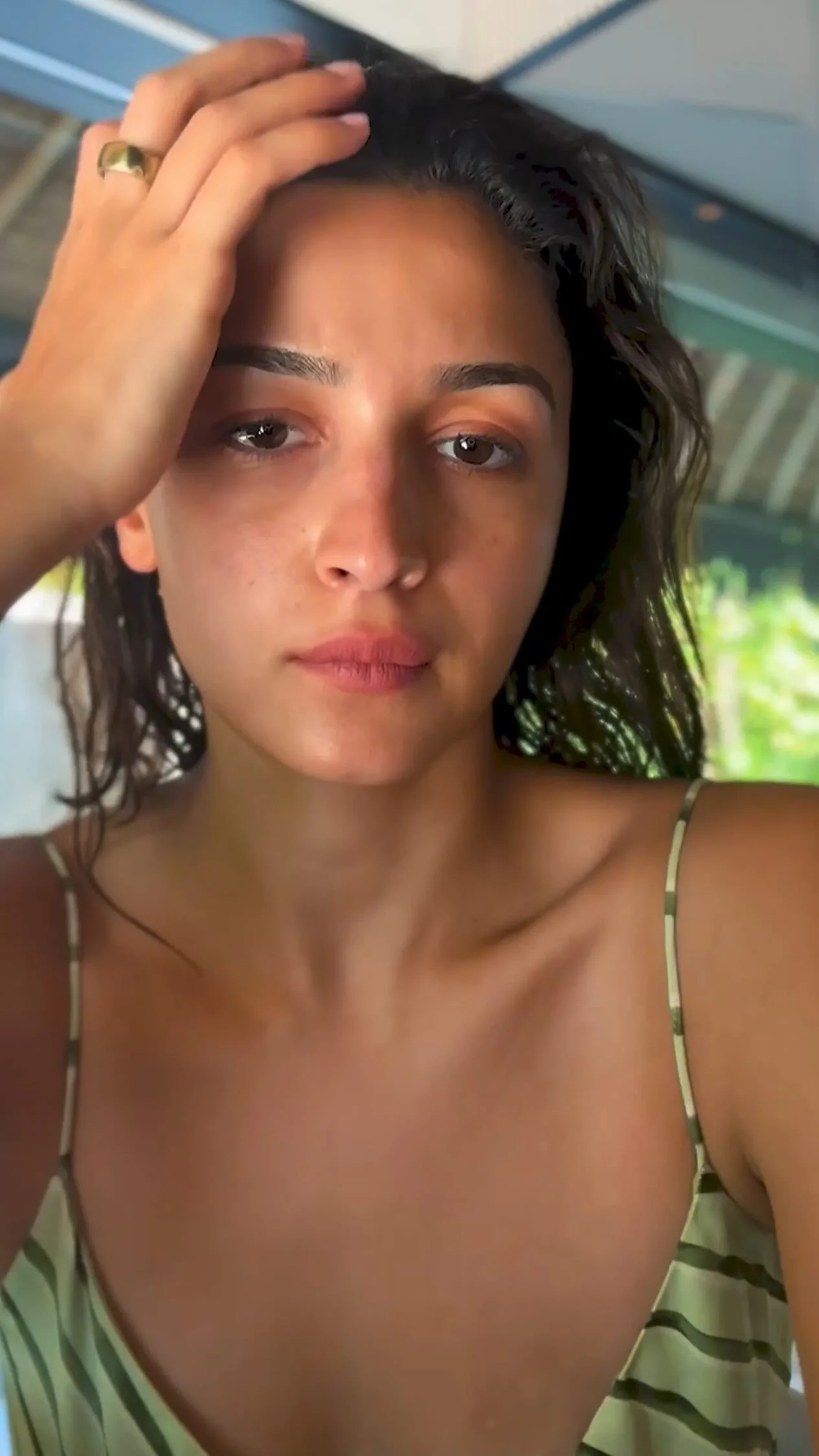 eyes, lips & hairflips 🤎