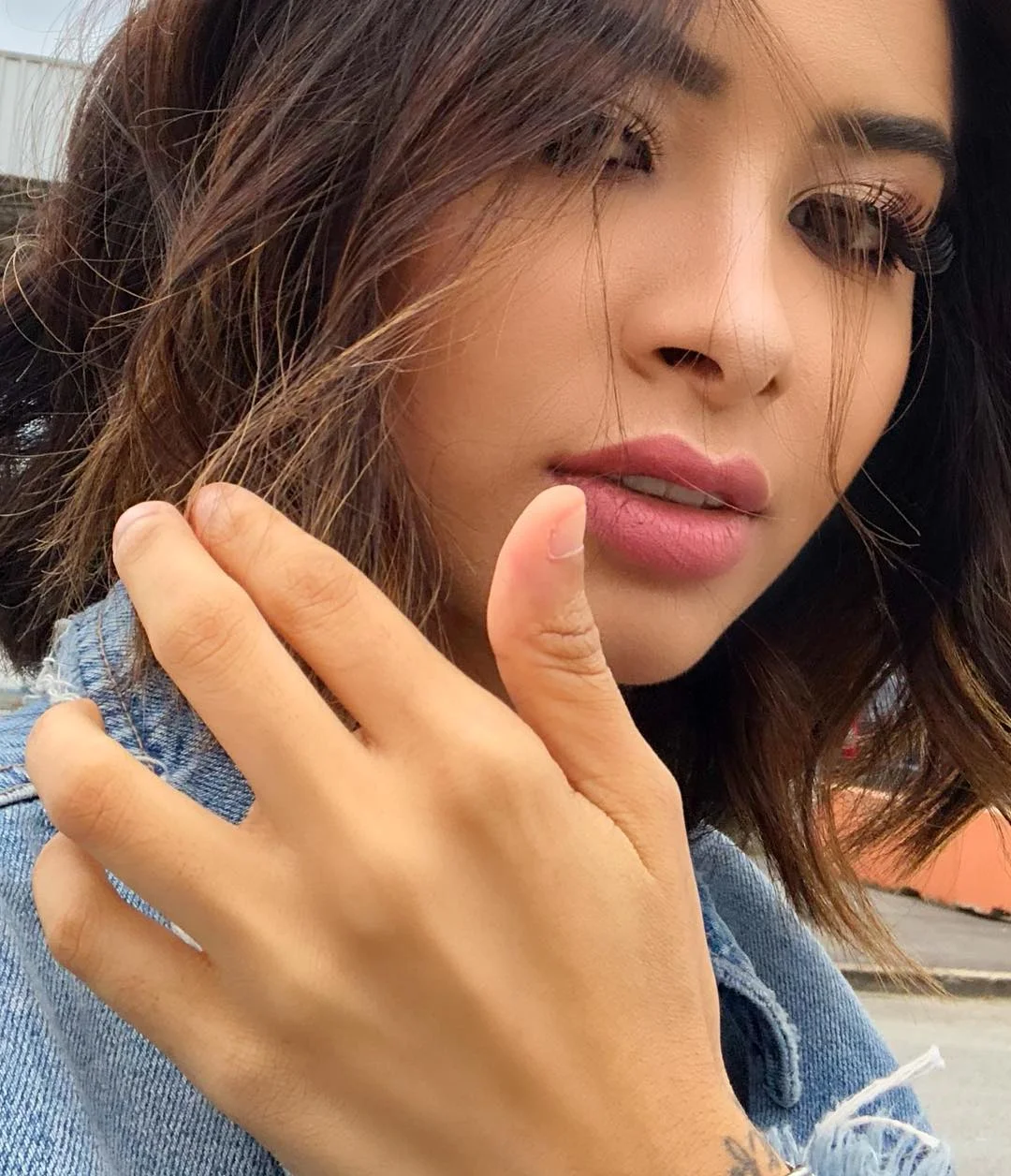 Amanhã faço minha cirurgia, ainda não sei exatamente como vai ser só peço a Deus que me dê a oportunidade de viver e ter minha vida normal, poder comer, trabalhar, sair da cama, tirar essa sonda definitivamente...esses últimos meses foram muito muito difíceis mas sei que o pior já passou e agora está mais perto de ter fim. Seja feita a vontade de Deus. Orem por mim!! 🙏❤️#gratidão