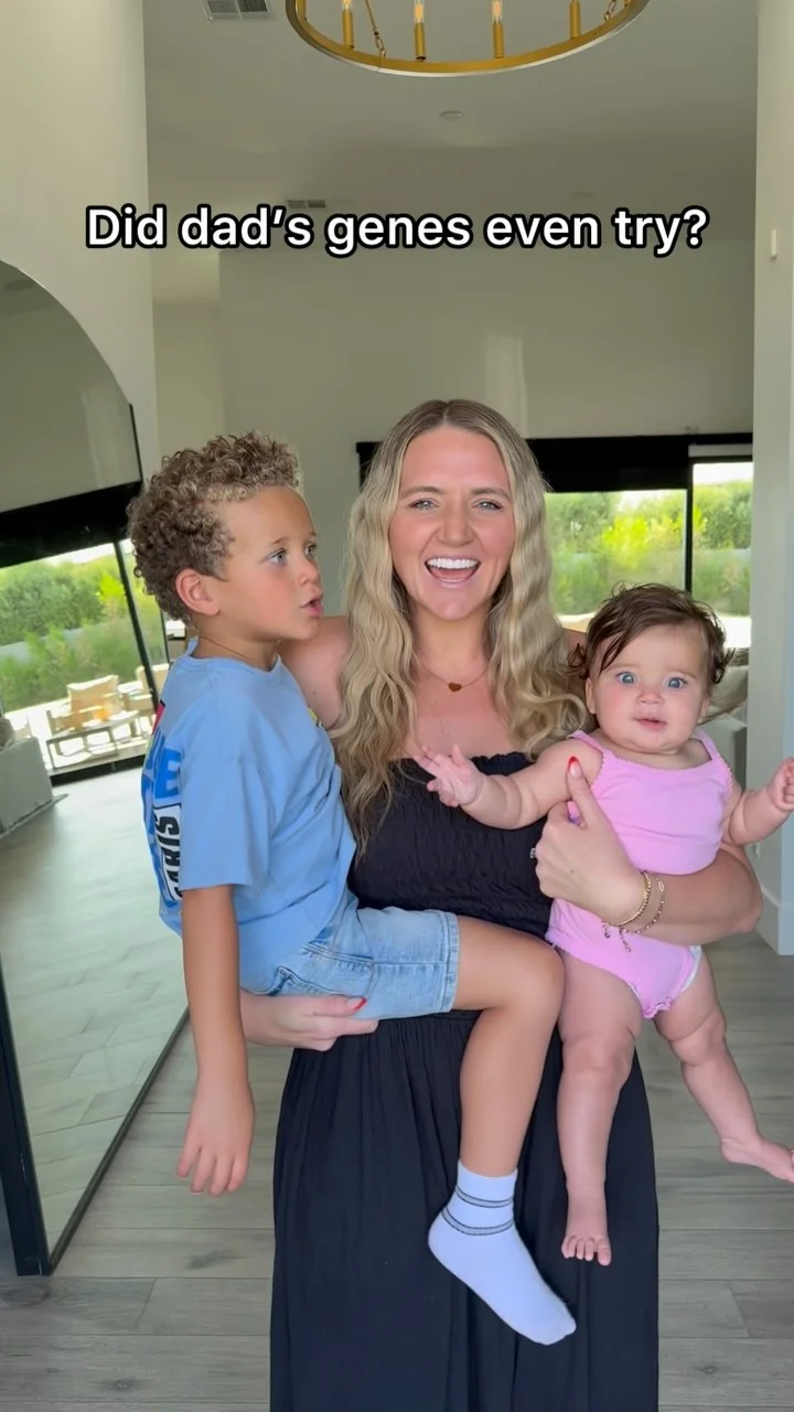 2 for each of us 🥰 #genes #family #twins