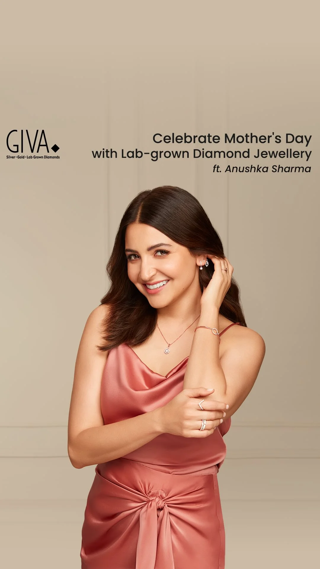 Maa - The first sparkle in your life.💖
This Mother’s Day, say ‘thank you’ with a sparkle as timeless as her love. 💕✨ 

Watch our latest #Ad featuring @anushkasharma to find out how!

#WhatTheHeartWants #LabGrownDiamondsbyGIVA